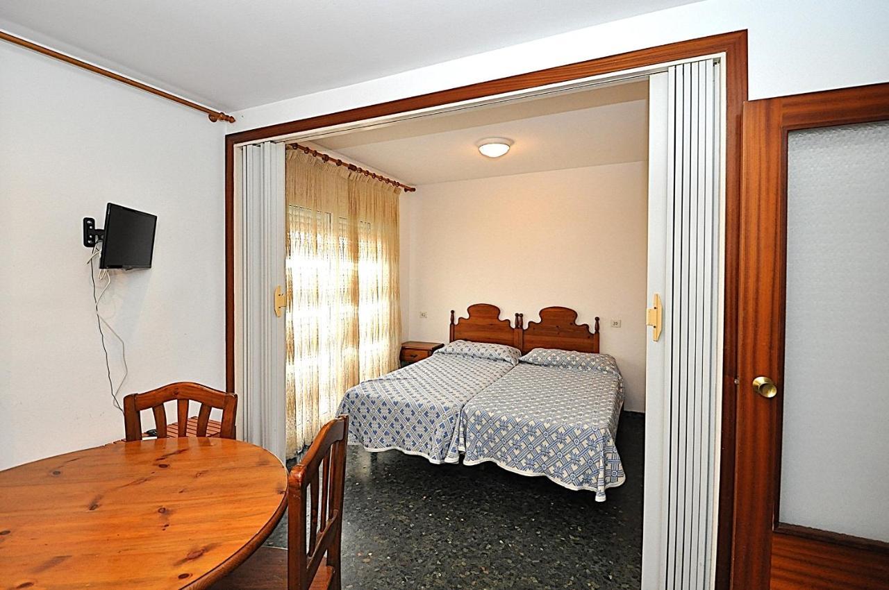 Apartamentos Ar Enjoy Flores Lloret de Mar Zewnętrze zdjęcie